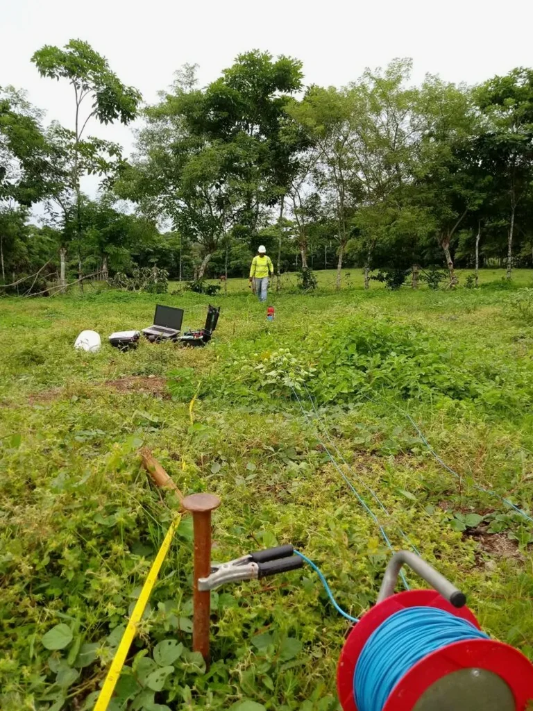 Diseño de Vibrocompactación en Concepción: Mejoramiento Sísmico de Suelos Granulares